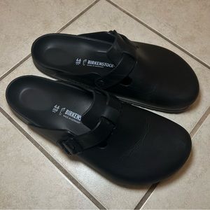 Men’s Birkenstock Boston Essentials Clogs